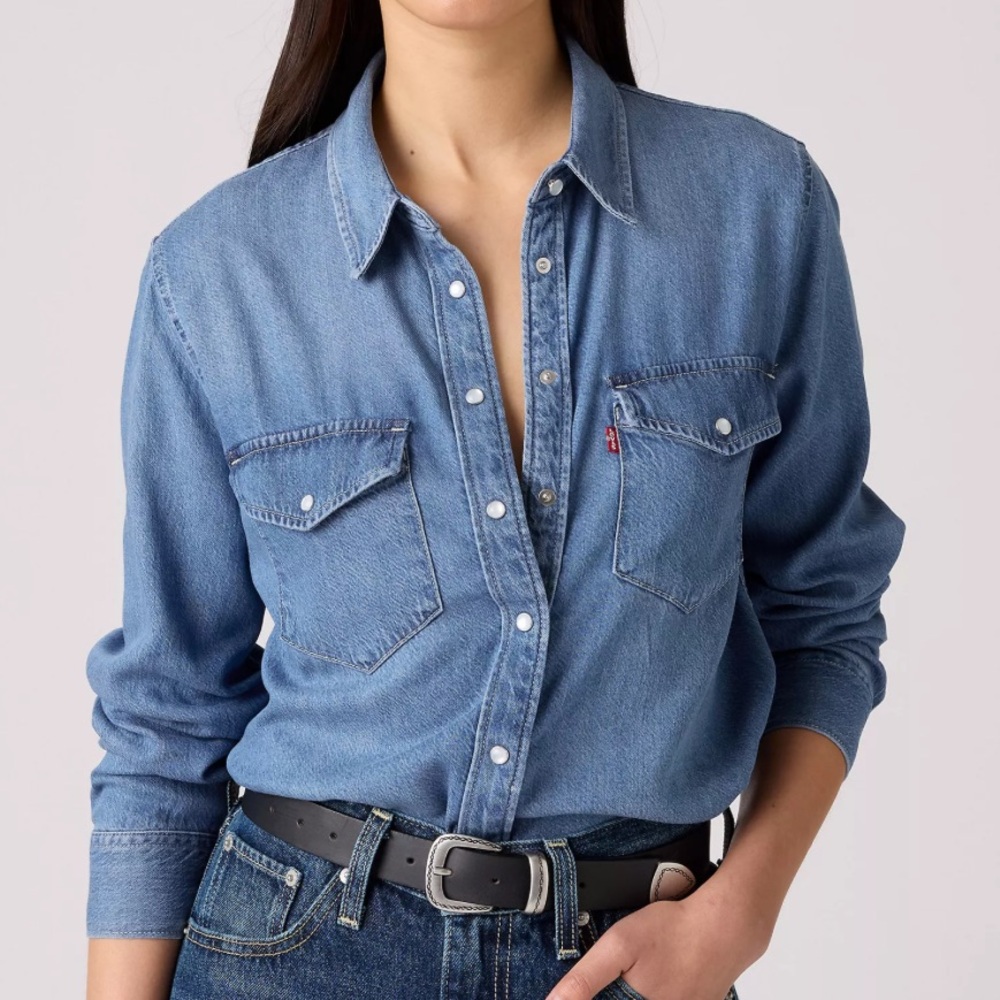 Levi's Levi's® Premium
ICONIC WESTERN DENIM SHIRT XS